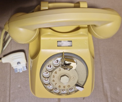 Telefono vintage sip giallo - vintage,